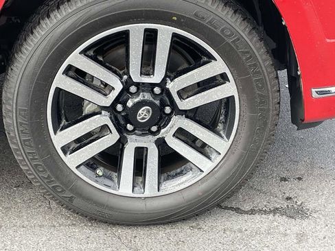 Used 2021 Toyota 4Runner Limited image 29