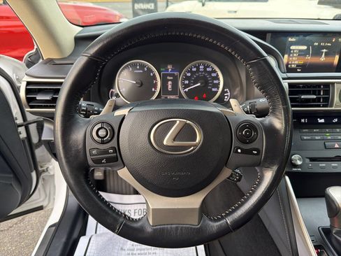 Used 2015 Lexus IS 250 image 29