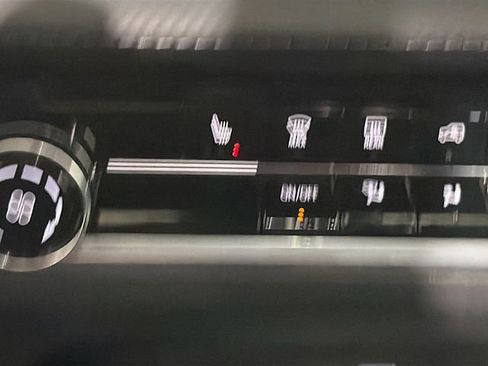 New 2026 Chevrolet Equinox LT w/ LPO, Floor Liner Package image 19