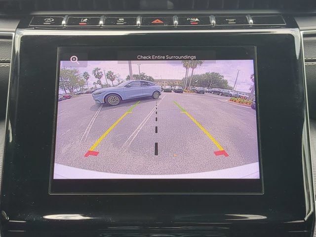 Used 2023 Jeep Grand Cherokee Altitude AWD/4WD image 25