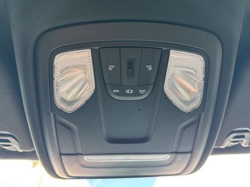 Used 2021 RAM 1500 Big Horn image 24