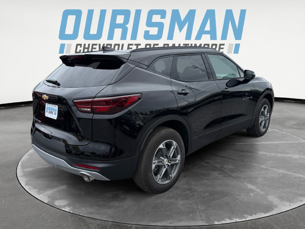 New 2026 Chevrolet Blazer LT w/ Sound & Technology Package AWD/4WD image 6