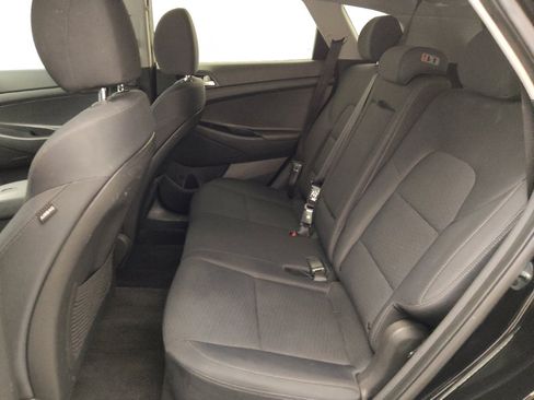 Used 2019 Hyundai Tucson Value FWD image 18