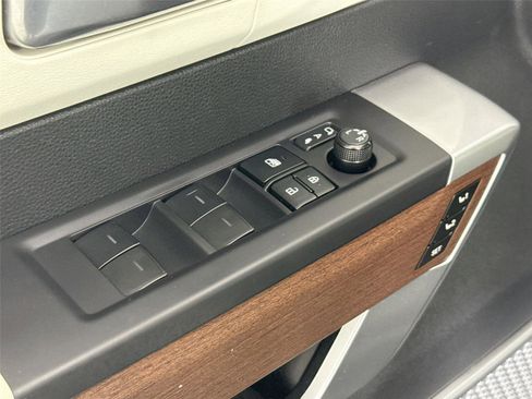 Used 2022 Toyota Tundra Capstone image 30