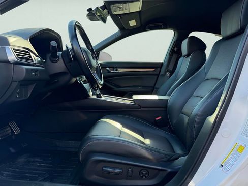 Used 2020 Honda Accord Sport image 17