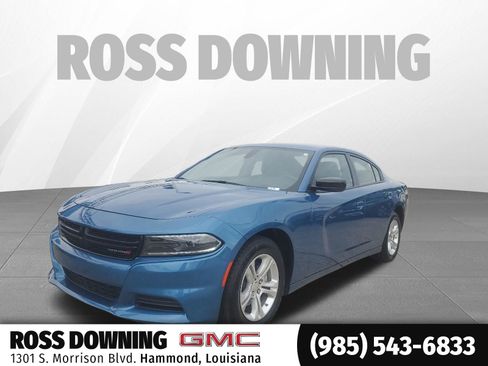 Used 2023 Dodge Charger SXT RWD image 1