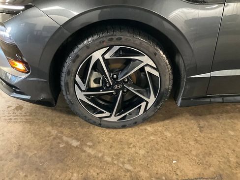Certified 2026 Hyundai Sonata SEL AWD/4WD image 11