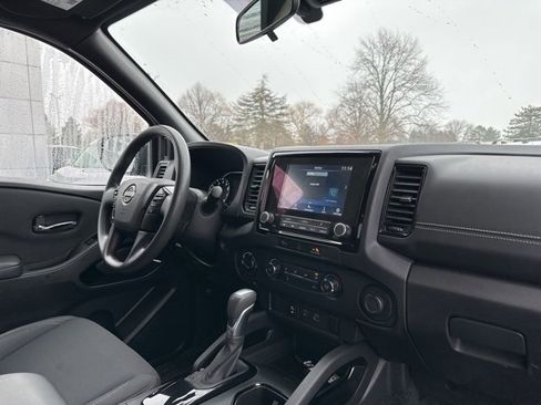 Certified 2023 Nissan Frontier SV w/ Midnight Edition Package image 20