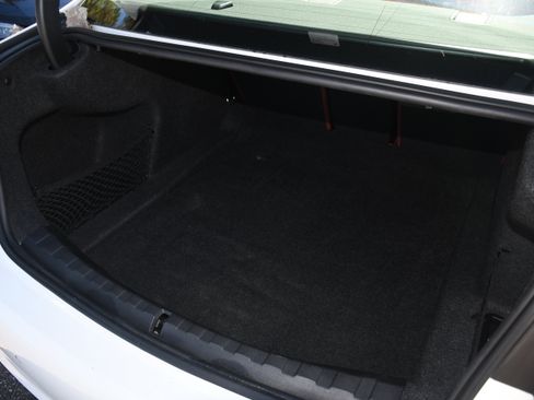 Used 2022 BMW 330i xDrive Sedan w/ Convenience Package image 18