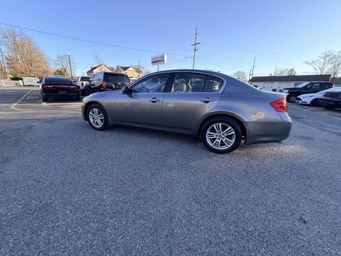 Used 2013 INFINITI G37 x Sedan w/ Premium Pkg image 30