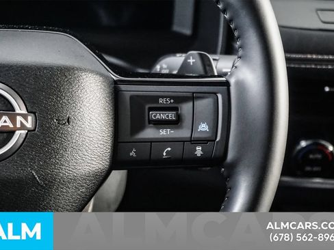 Used 2026 Nissan Rogue SL FWD image 26