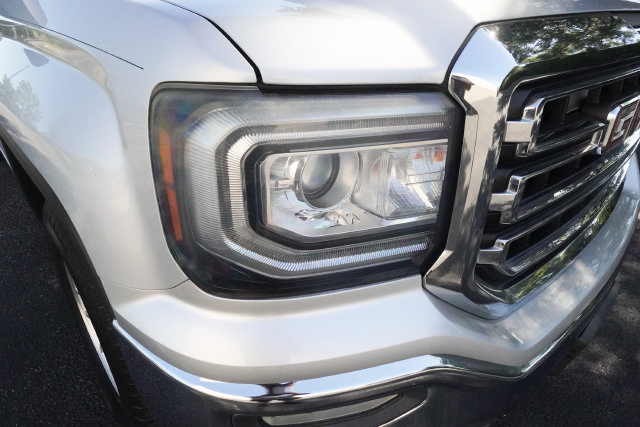 Used 2017 GMC Sierra 1500 SLE w/ SLE Value Package RWD image 31