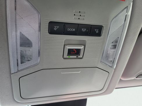 Used 2023 Toyota RAV4 LE image 38