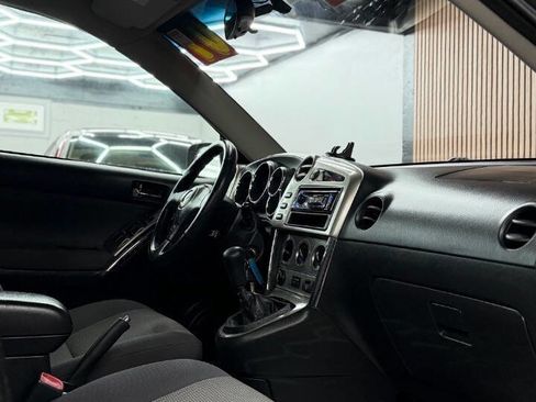 Used 2007 Toyota Matrix XR image 10