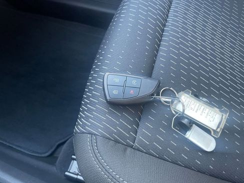 Used 2025 Chevrolet Equinox LT image 22