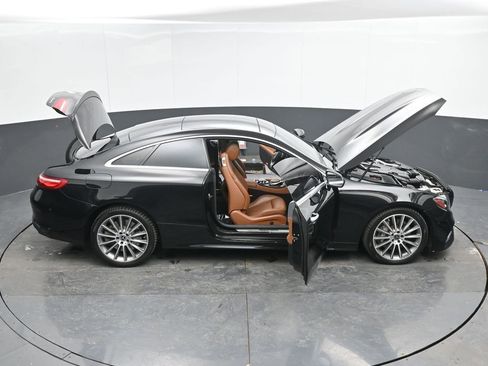 Used 2018 Mercedes-Benz E 400 4MATIC Coupe image 46