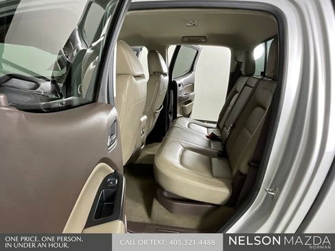 Used 2015 GMC Canyon SLT image 13