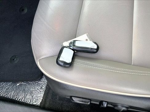 Used 2024 Buick Envista Avenir image 16