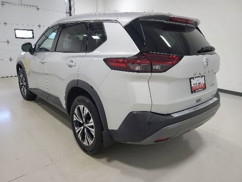 Used 2021 Nissan Rogue SV w/ Premium Package AWD/4WD image 12