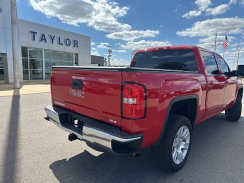 Used 2015 GMC Sierra 1500 SLE w/ SLE Value Package image 21