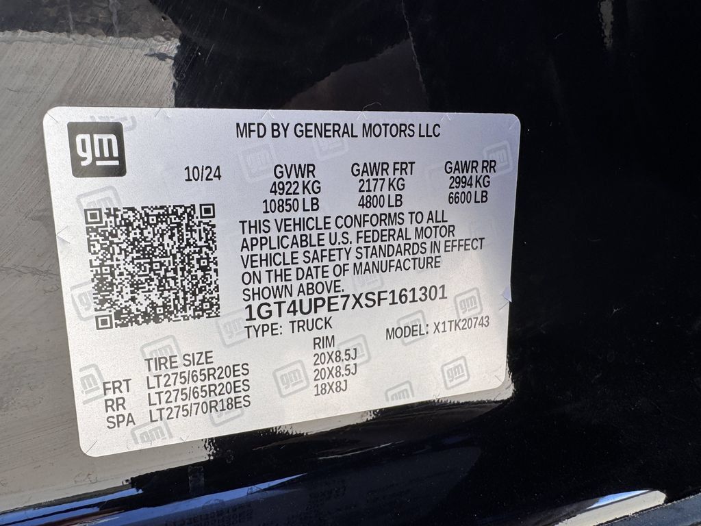 Used 2025 GMC Sierra 2500 AT4 w/ AT4 Premium Plus Package AWD/4WD image 31