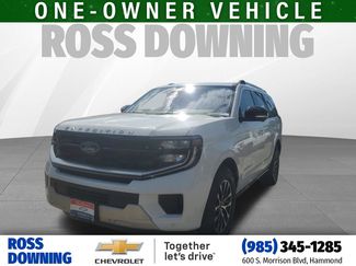 Used 2025 Ford Expedition Platinum video 1