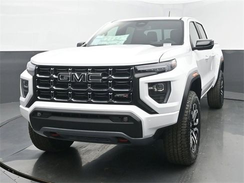 New 2026 GMC Canyon AT4 w/ AT4 Premium Package image 1