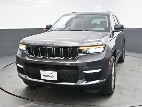 Used 2021 Jeep Grand Cherokee L Limited AWD/4WD image 2