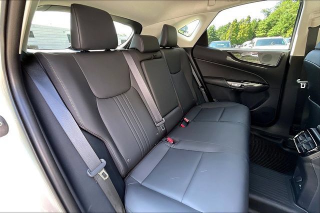 Used 2024 Lexus NX 350 AWD image 25