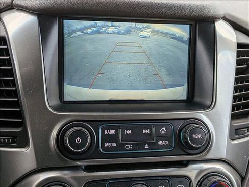 Used 2018 Chevrolet Tahoe LT w/ Luxury Package image 11