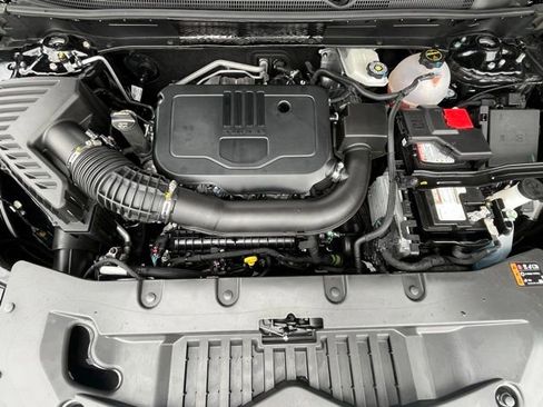 Used 2025 Chevrolet Blazer LT image 31