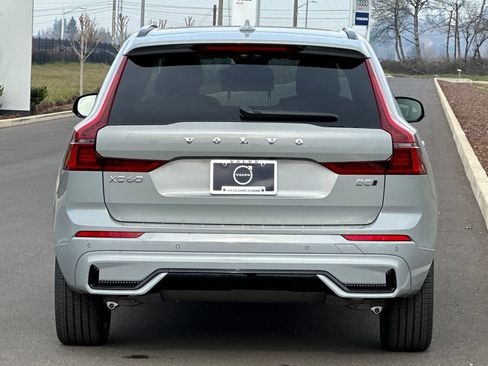 Used 2026 Volvo XC60 B5 Plus w/ Protection Package Premier AWD/4WD image 4