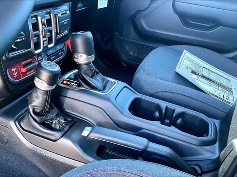 New 2026 Jeep Wrangler Rubicon image 8