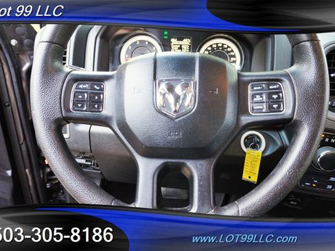 Used 2015 RAM 1500 Express AWD/4WD image 23