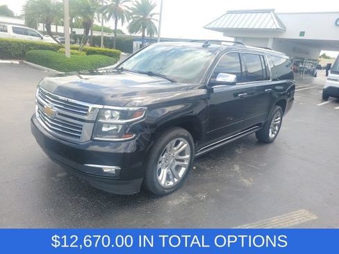 Used 2020 Chevrolet Suburban Premier w/ Premier Plus Edition AWD/4WD image 3