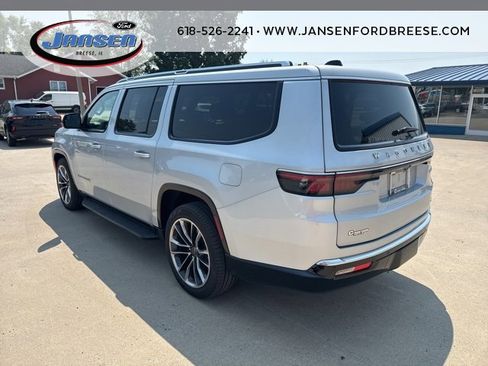 Used 2024 Jeep Wagoneer L Series II w/ Premium Group I image 4