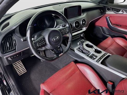 Used 2020 Kia Stinger GT image 9