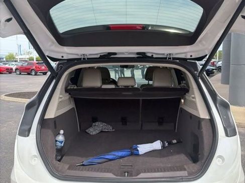 Used 2019 Lincoln MKC Reserve image 9