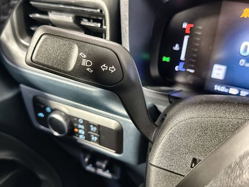 New 2025 Ford Maverick Lariat w/ Black Appearance Package image 23