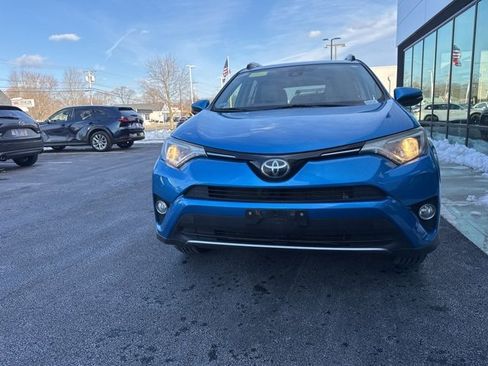 Used 2017 Toyota RAV4 XLE w/ Plus Special Value Package image 7
