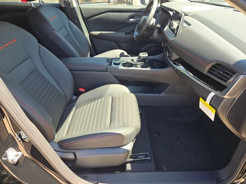 New 2026 Nissan Rogue SV AWD/4WD image 20
