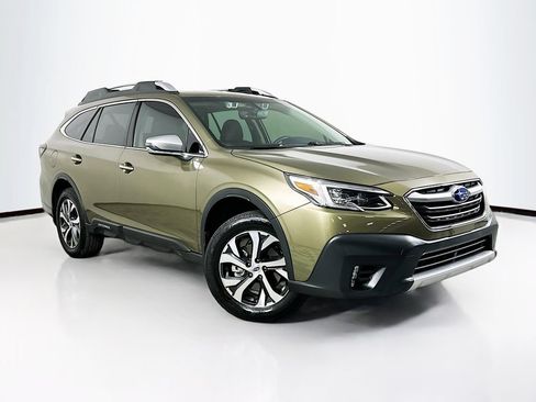 Used 2022 Subaru Outback Touring AWD/4WD image 2