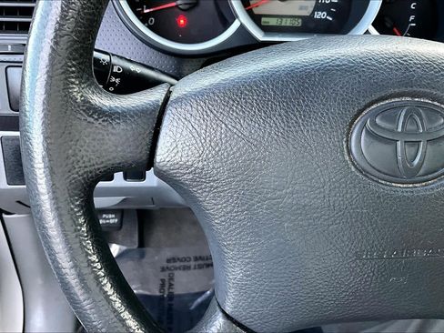 Used 2010 Toyota Tacoma 2WD Regular Cab image 23