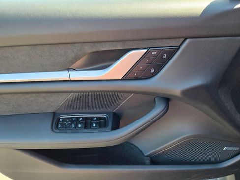 Certified 2025 Porsche Taycan Turbo GT AWD/4WD image 20