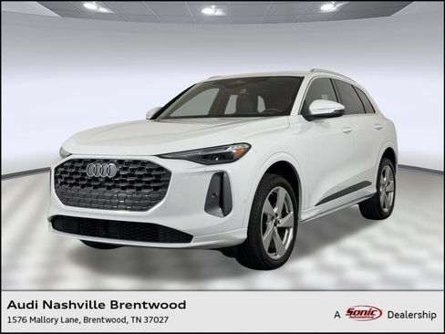 Used 2025 Audi Q5 Premium Plus w/ Premium Plus AWD/4WD image 1