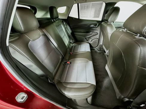 Used 2024 Chevrolet Trax LT w/ Driver Confidence Package image 33