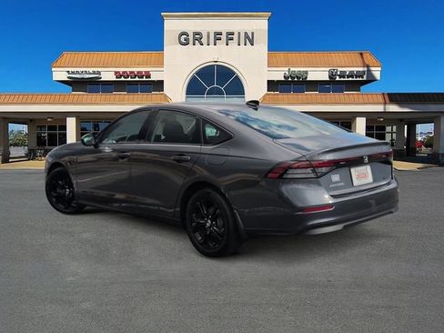 Used 2025 Honda Accord SE image 8