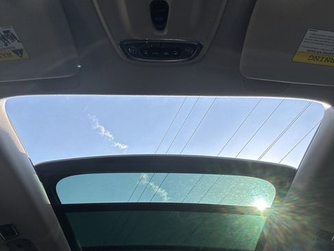 Used 2022 Volvo XC90 T8 Inscription Expression w/ Climate Package image 15