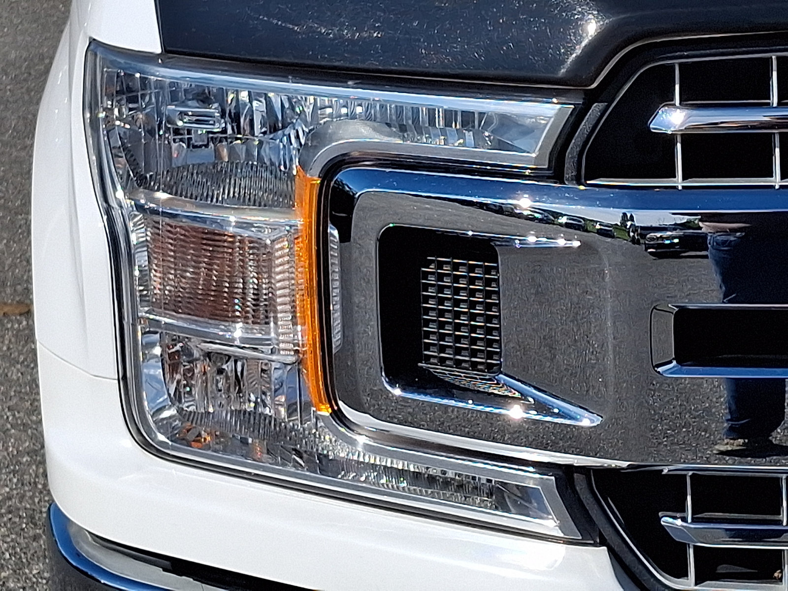 Used 2018 Ford F150 XLT w/ XTR Package AWD/4WD image 10