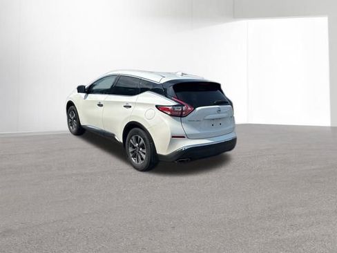 Used 2018 Nissan Murano SL w/ Moonroof Package image 9
